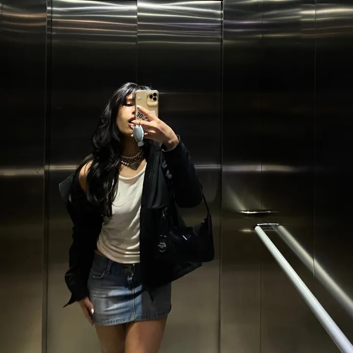 @araslives TikTok