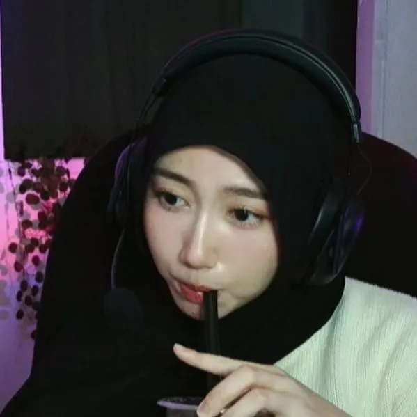 @aruuyujin TikTok