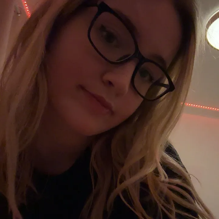 @emilytok60 TikTok