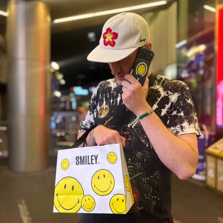 @jule.live TikTok