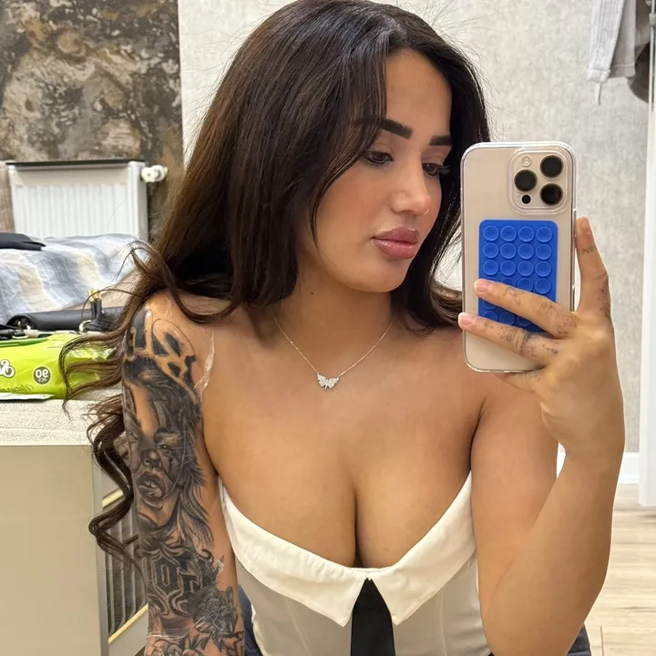 @melekazad TikTok