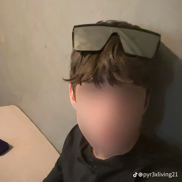 @officialfrankieb21 TikTok