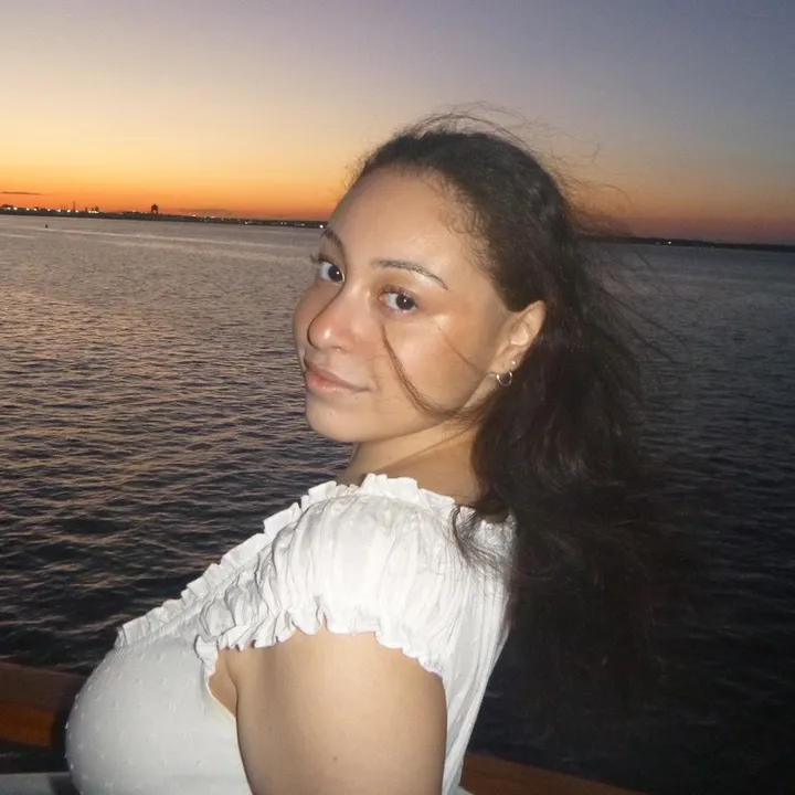@raquelespaillat TikTok