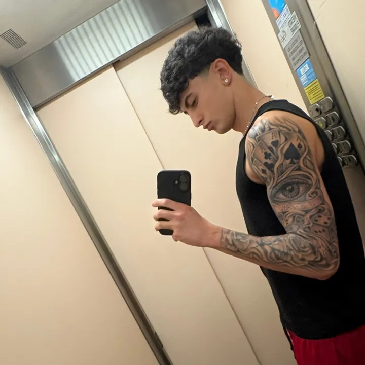 @riccardoo.ferri TikTok