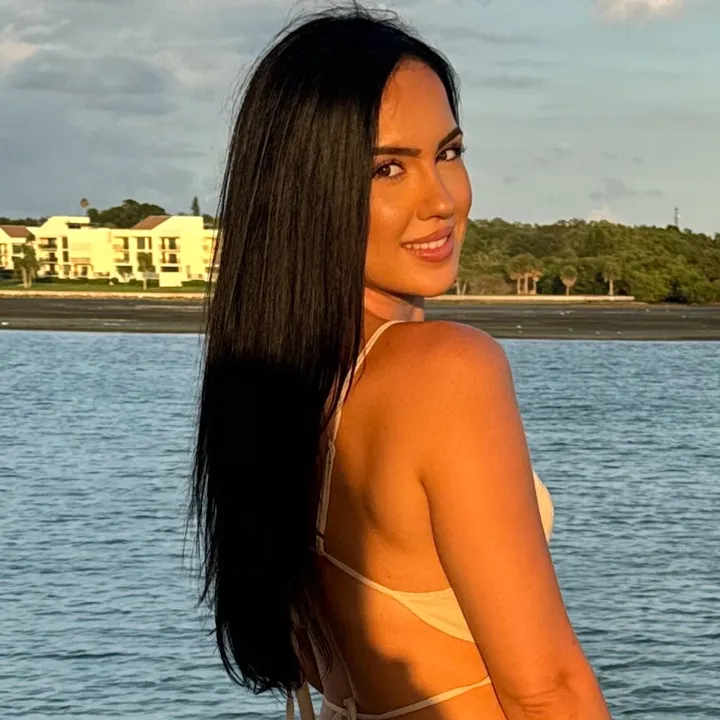 @sofiasmiles TikTok