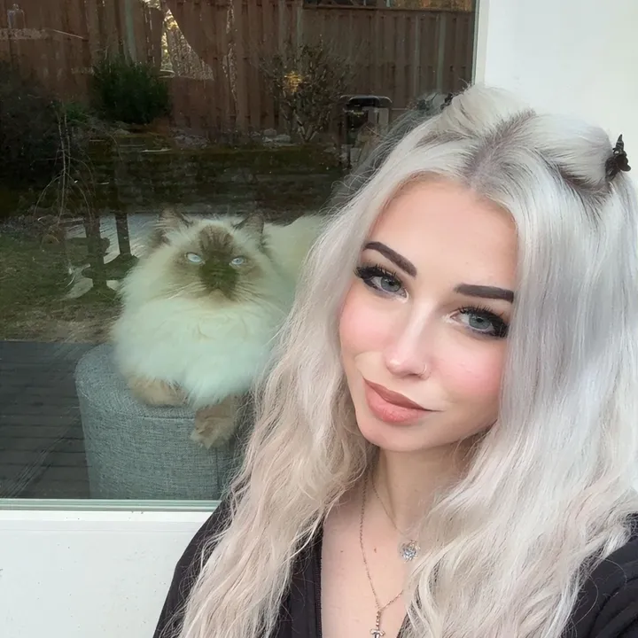 @spoiledlittlebat TikTok
