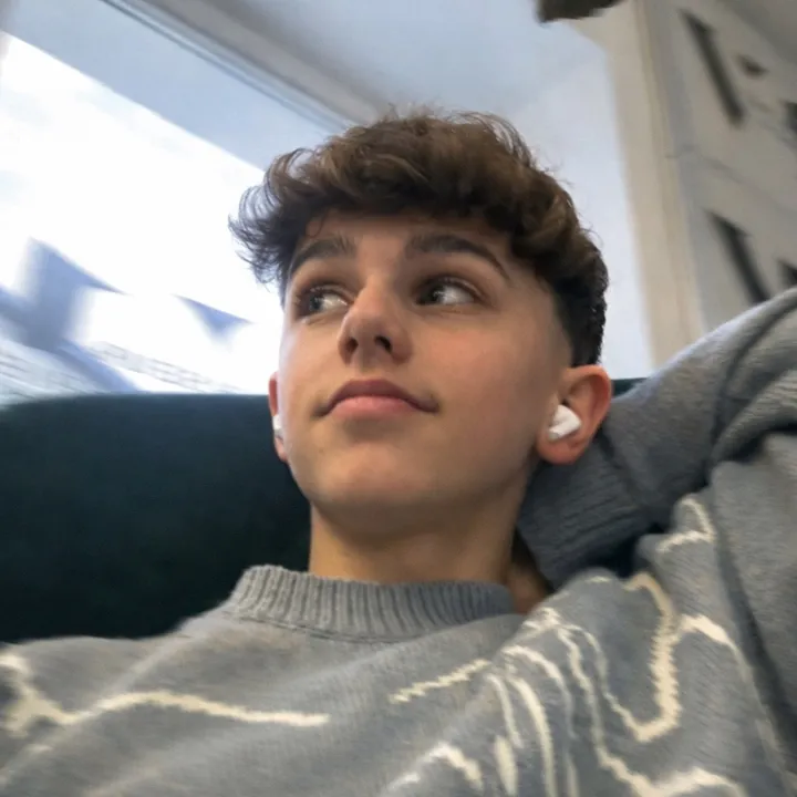 @tomnumber2 TikTok