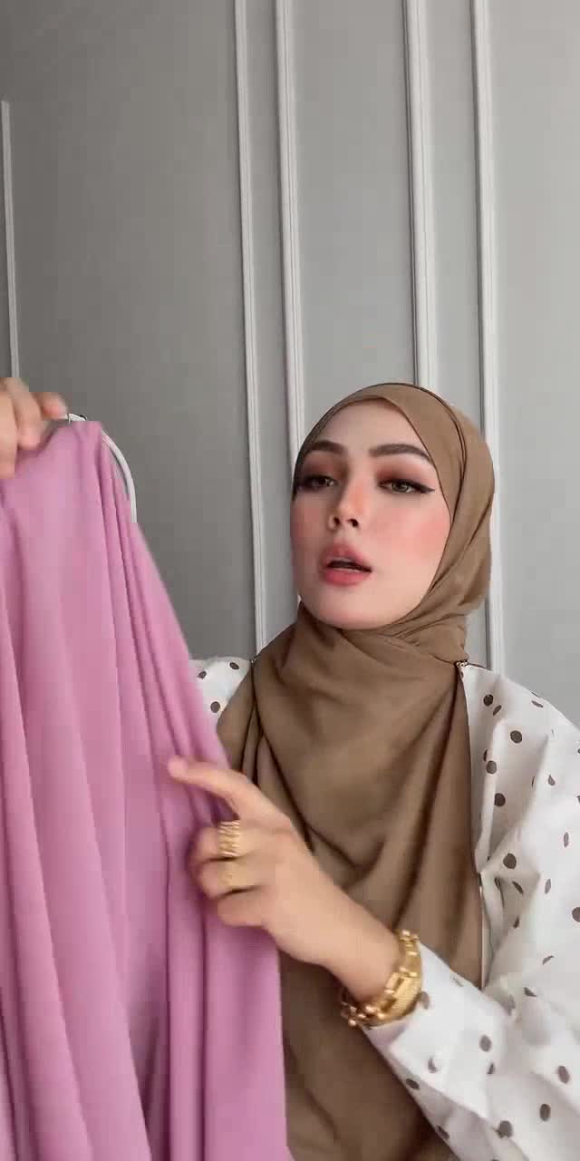 @natashafatnin