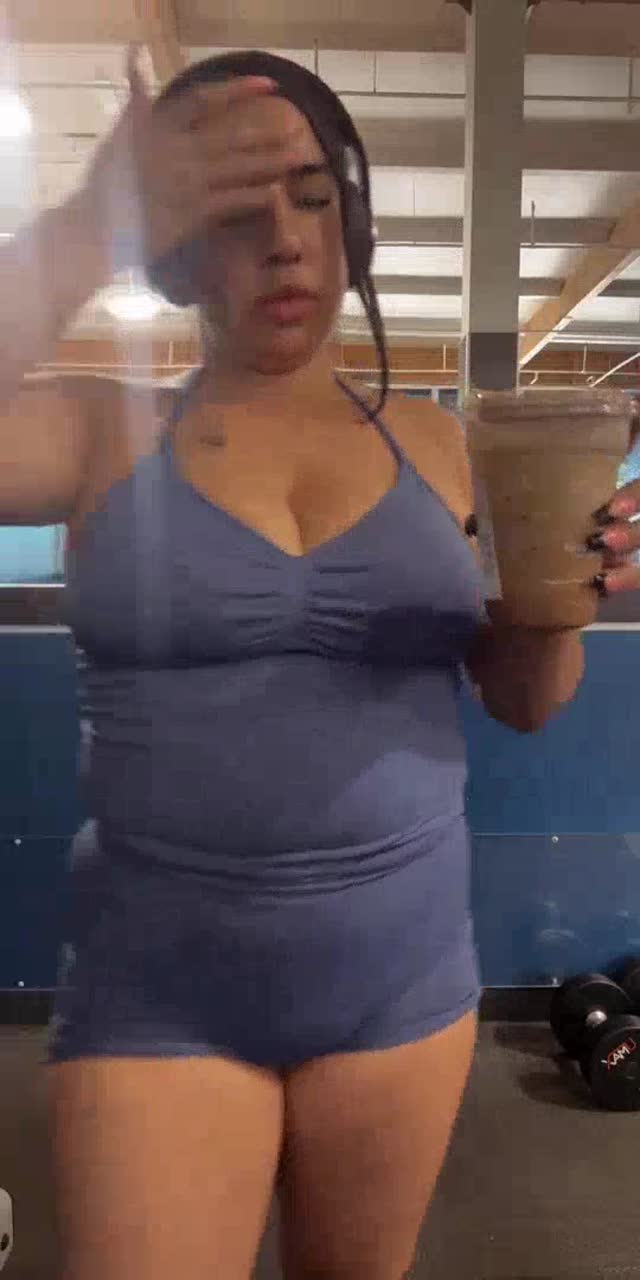 @hollysworld09 TikTok live recording