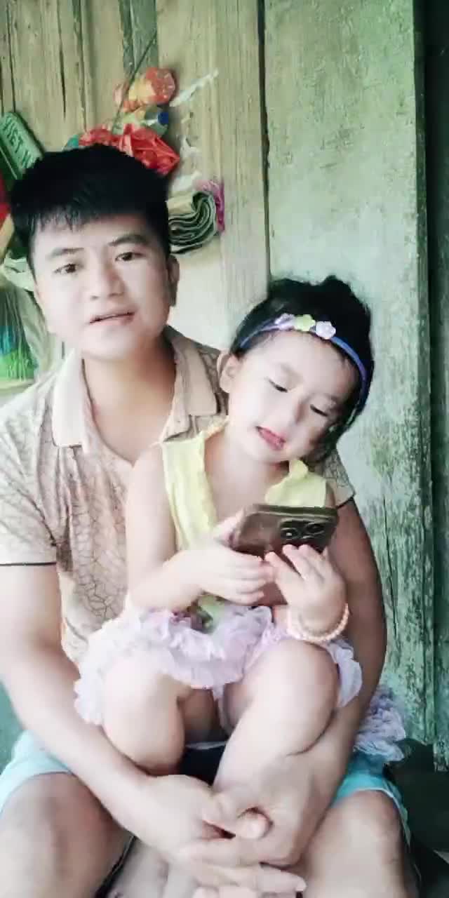 @single.father971 TikTok live recording