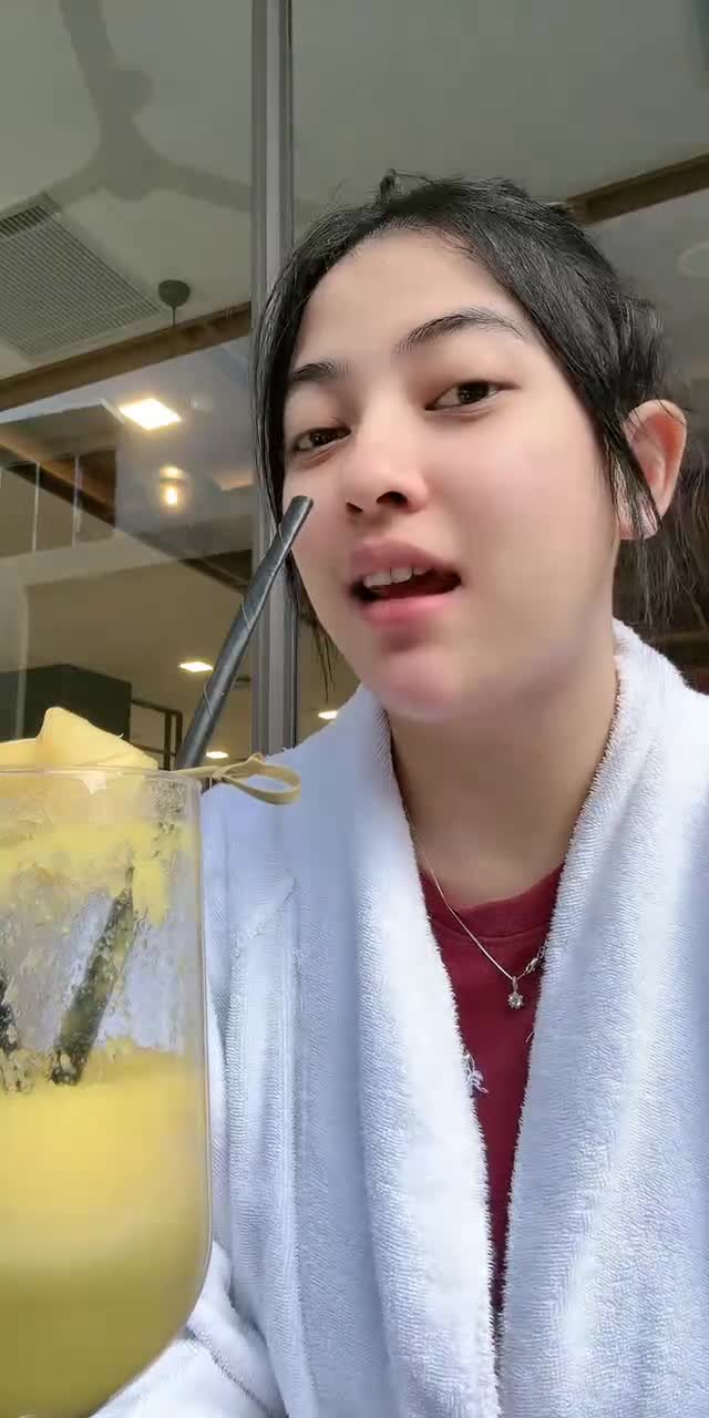 @anaasvia TikTok live recording