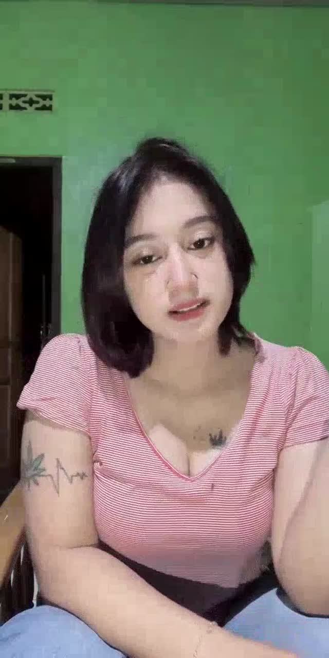 @melladia12 TikTok live recording