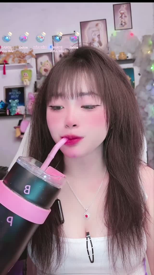 @p.tholupi588 TikTok live recording