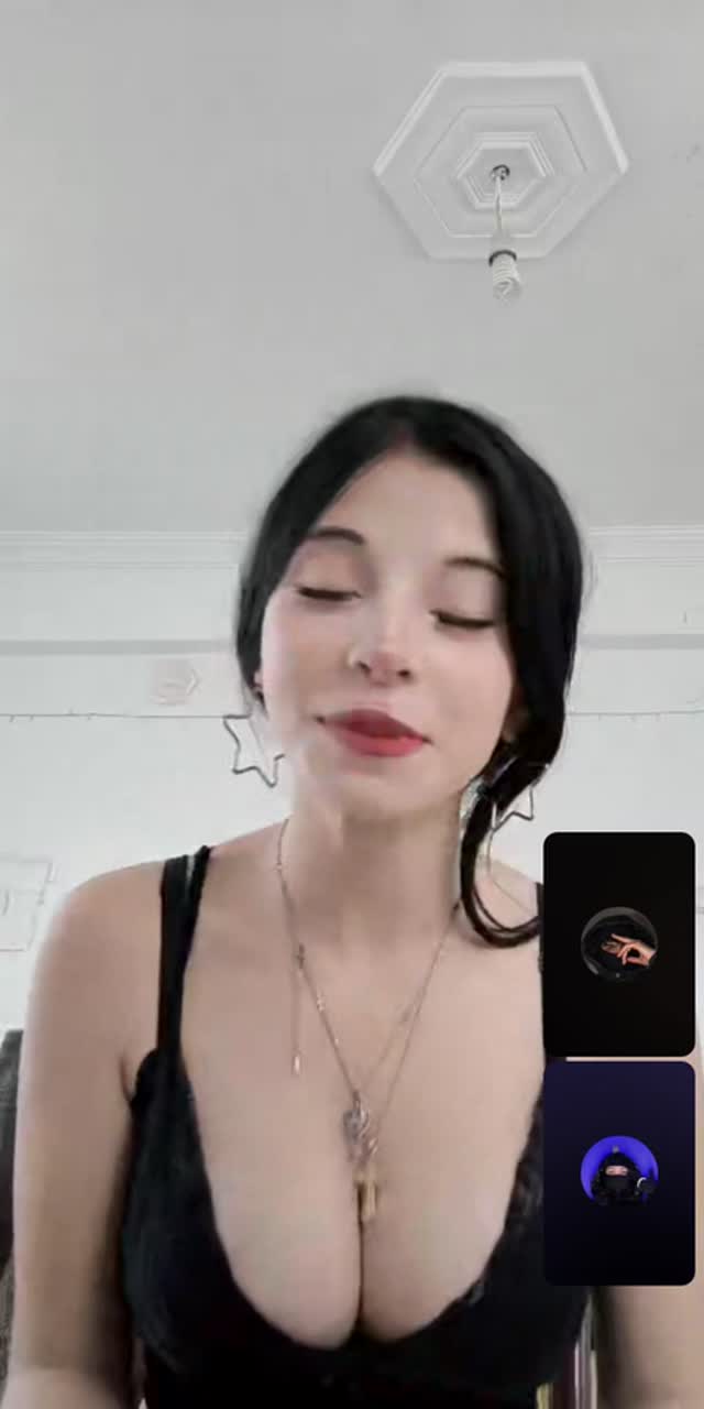 @barbiezeyy TikTok live recording