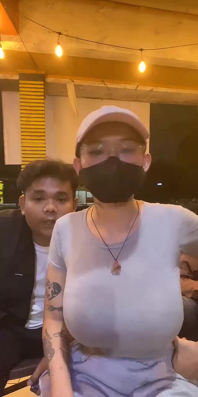@eciiiia_