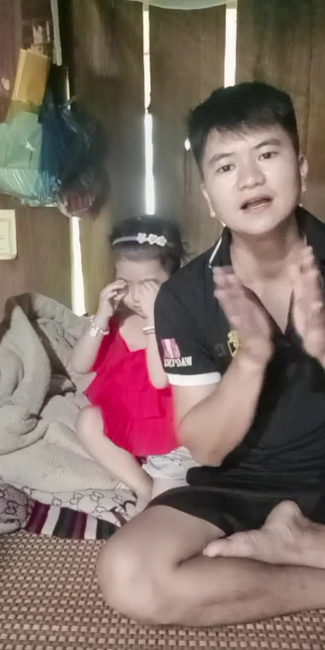 @single.father971 TikTok live recording
