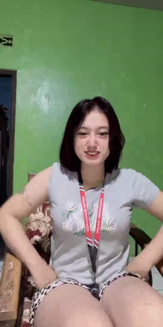 @melladia12 TikTok live recording