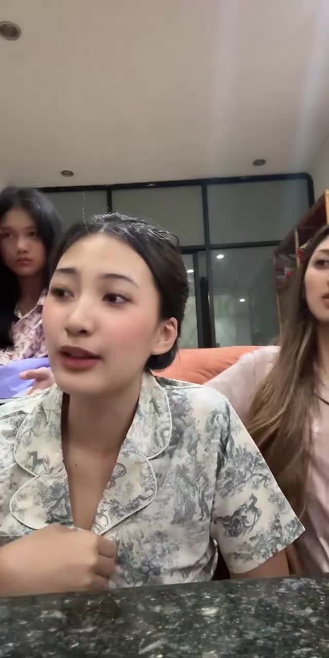 @yeensaaa_ TikTok live recording