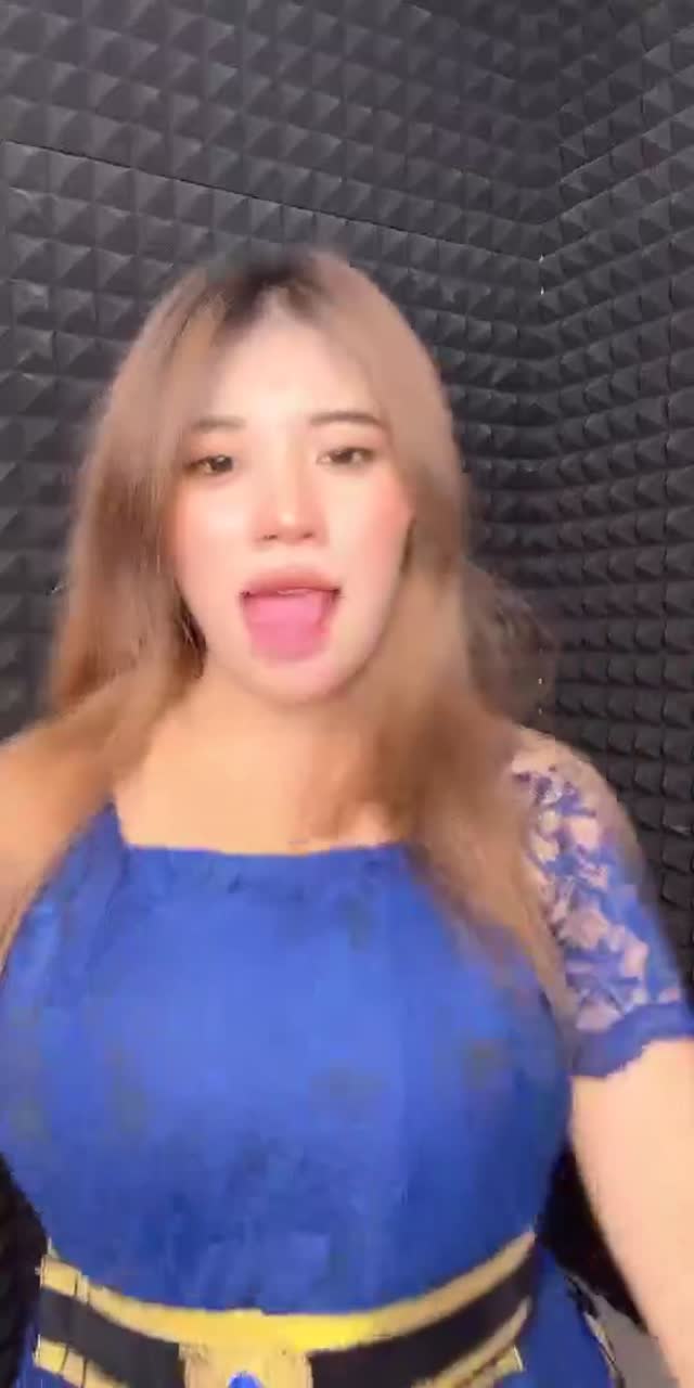 @risnana021 TikTok live recording