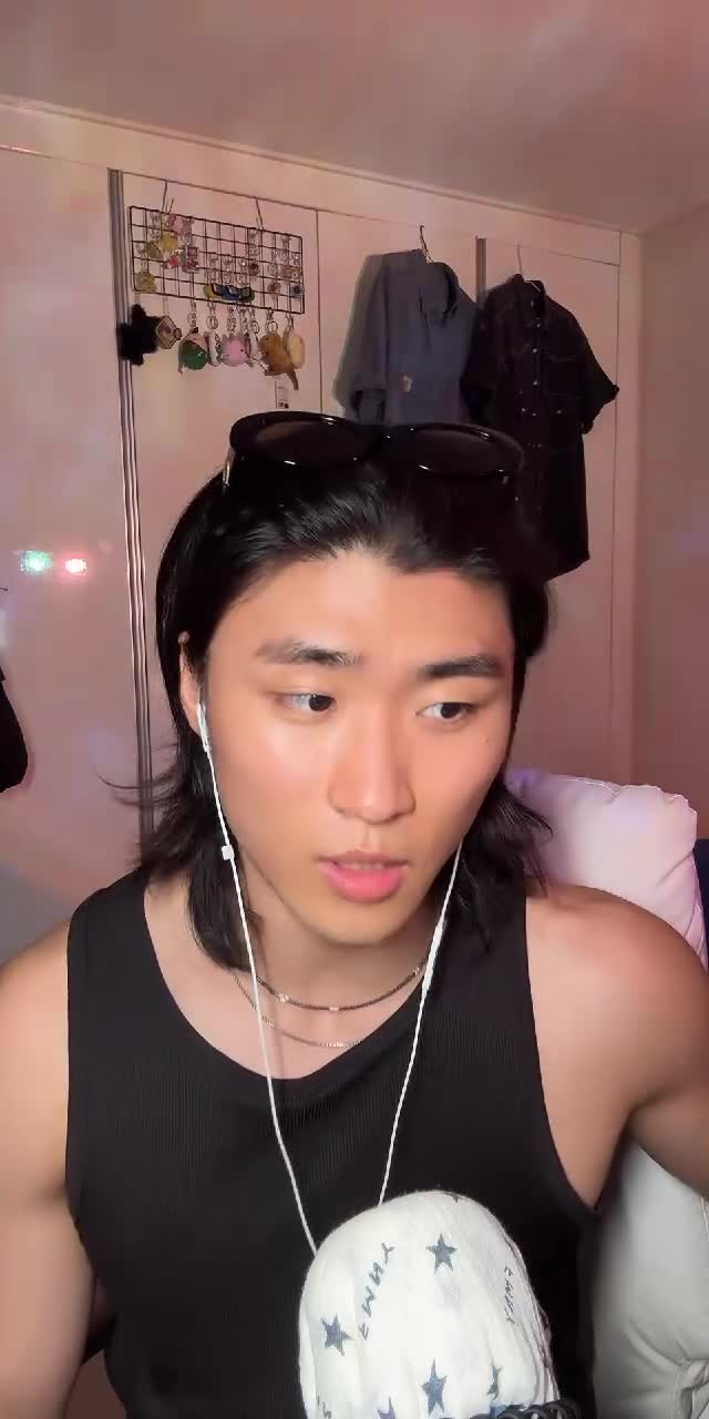 @song.__.chan TikTok live recording