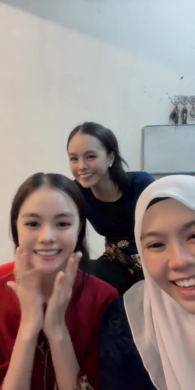 @nurberiaxx TikTok live recording
