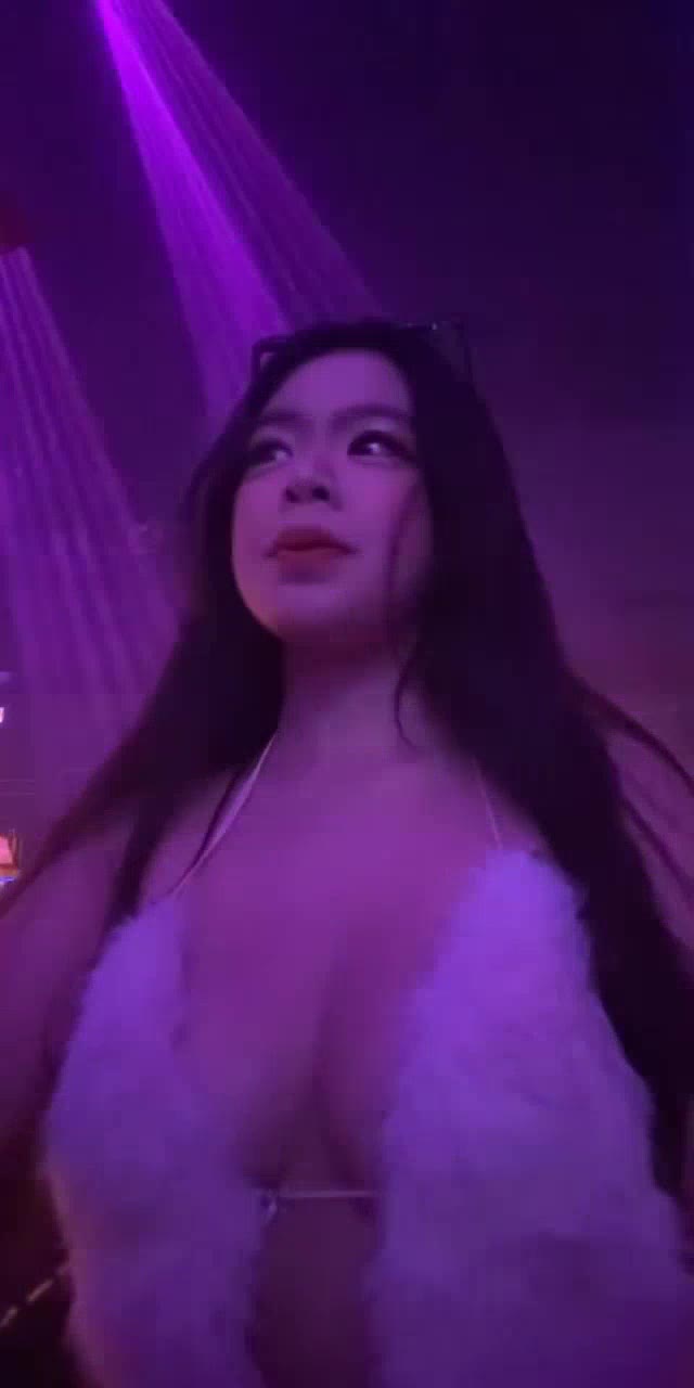 @ppink.molly TikTok live recording