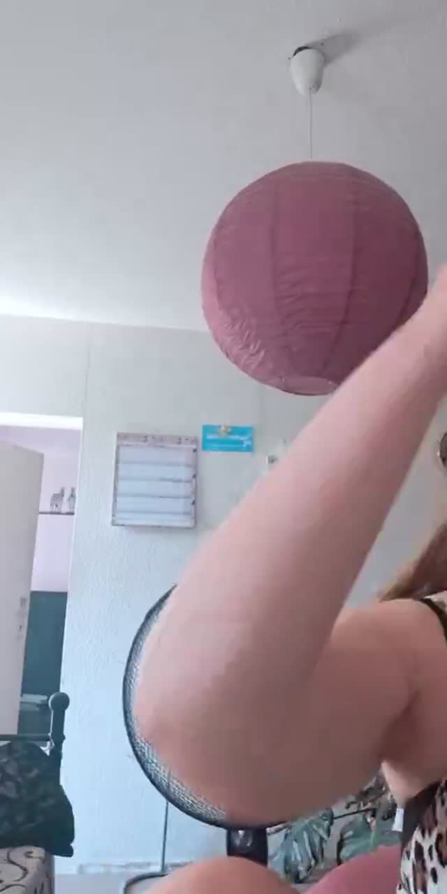 @00000_000072 TikTok live recording