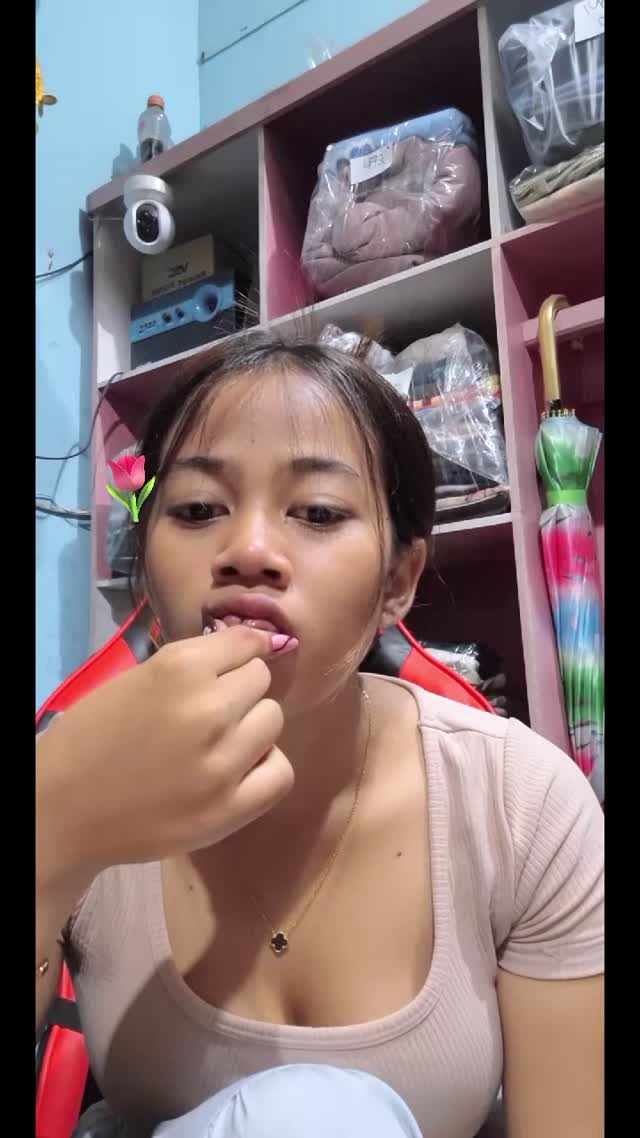 @nailllaaa___ TikTok live recording