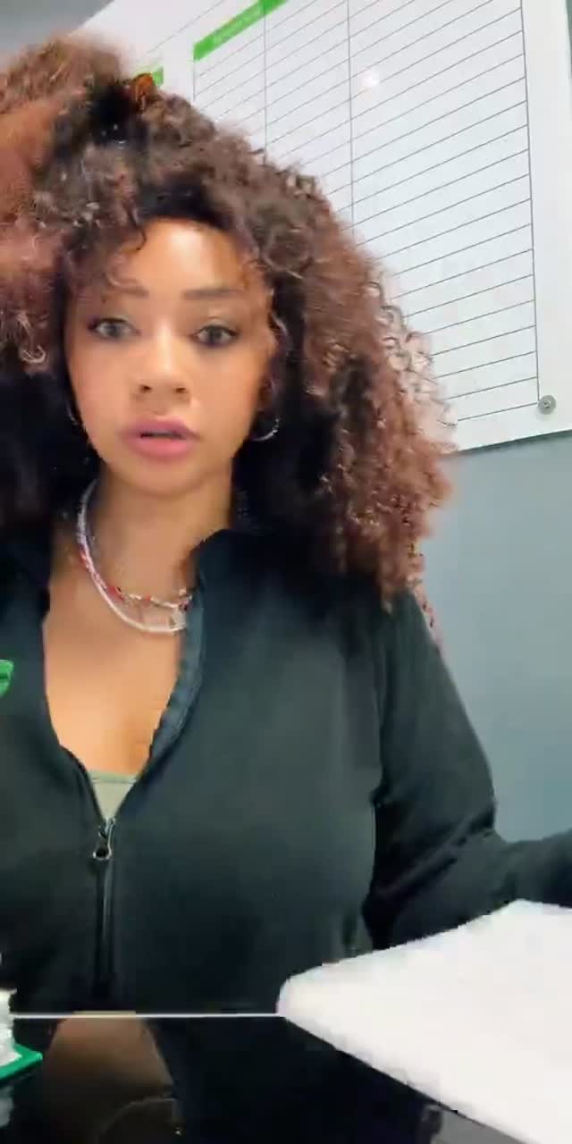 @ultimate_glutes_pump TikTok live recording