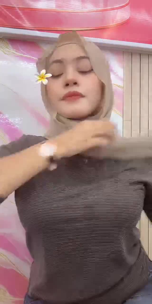 @putalea6 TikTok live recording