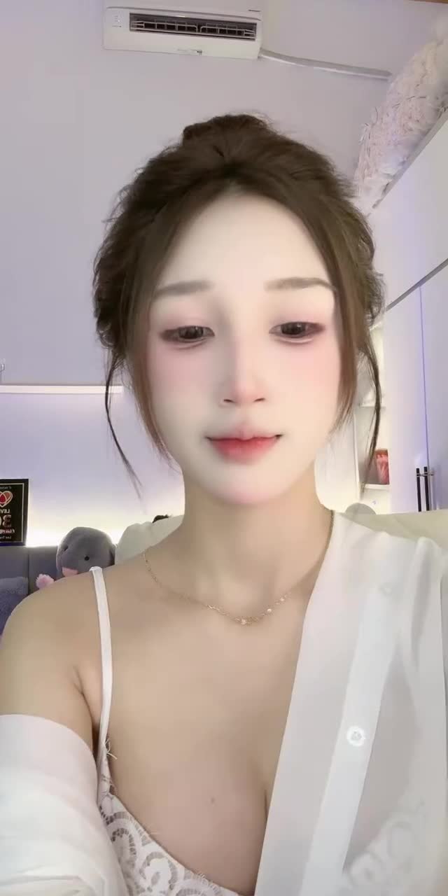 @ebeechipchip TikTok live recording