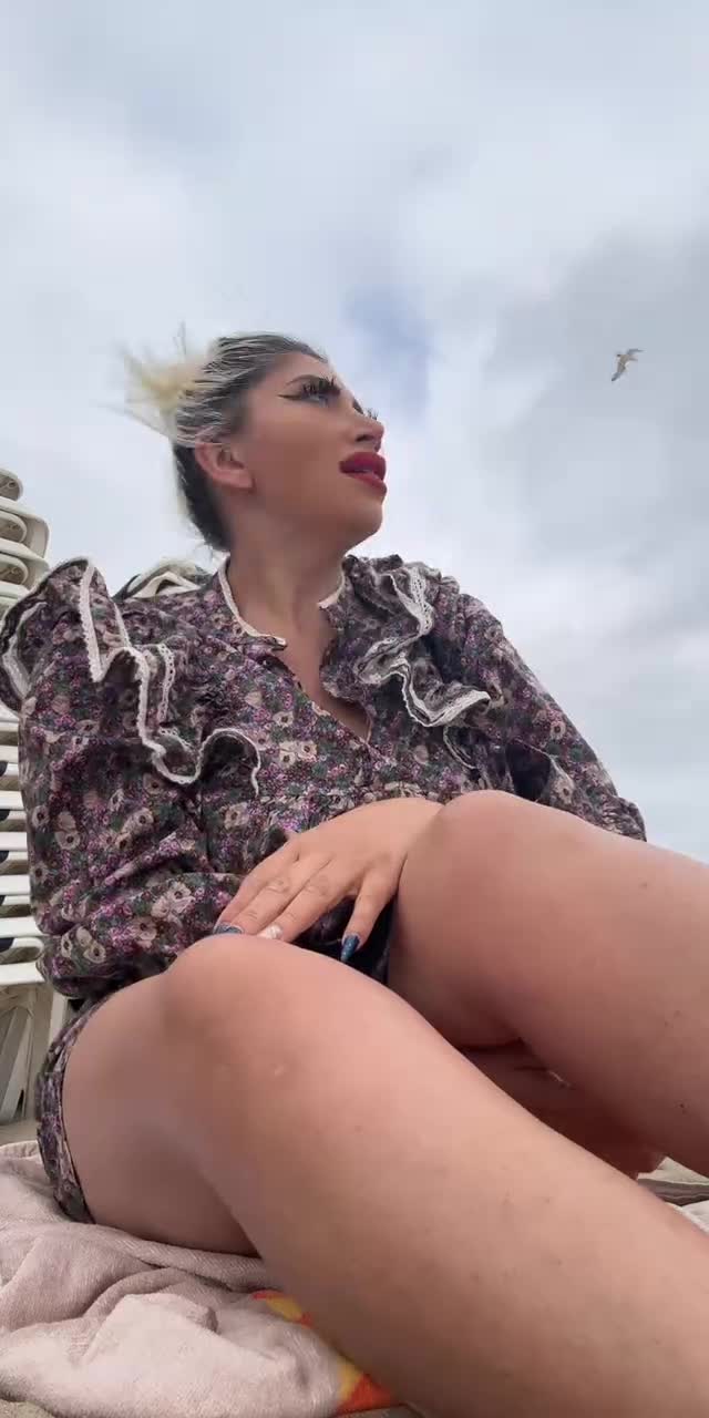 @anochabeautybrows TikTok live recording