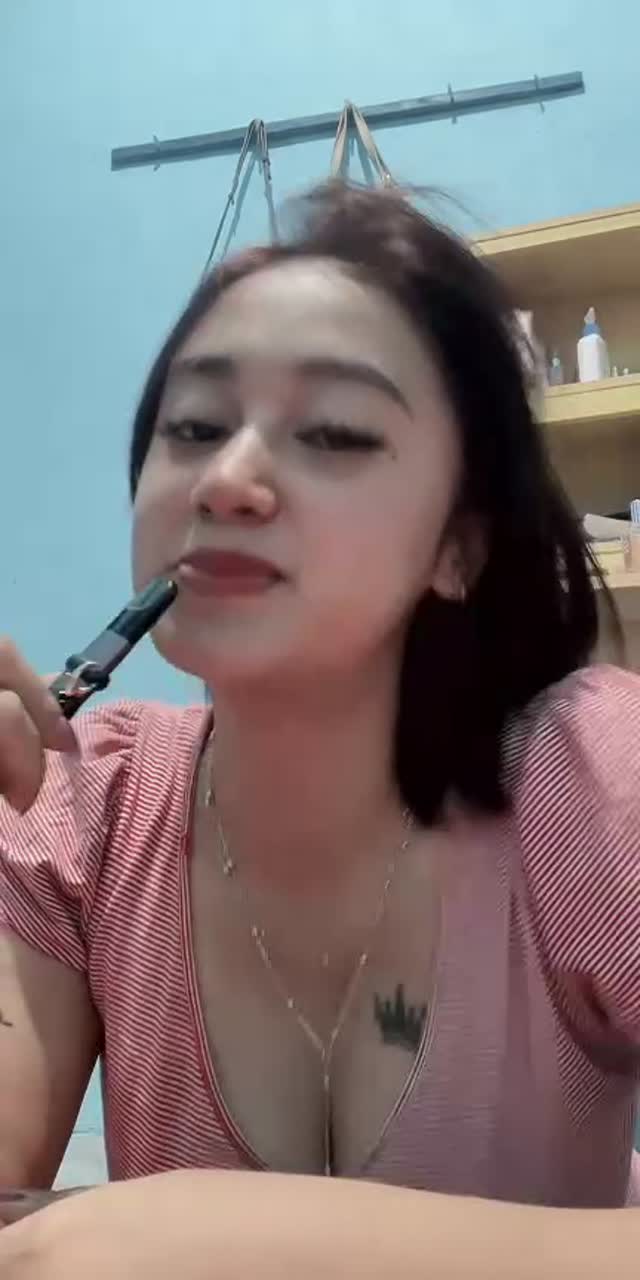 @melladia12 TikTok live recording