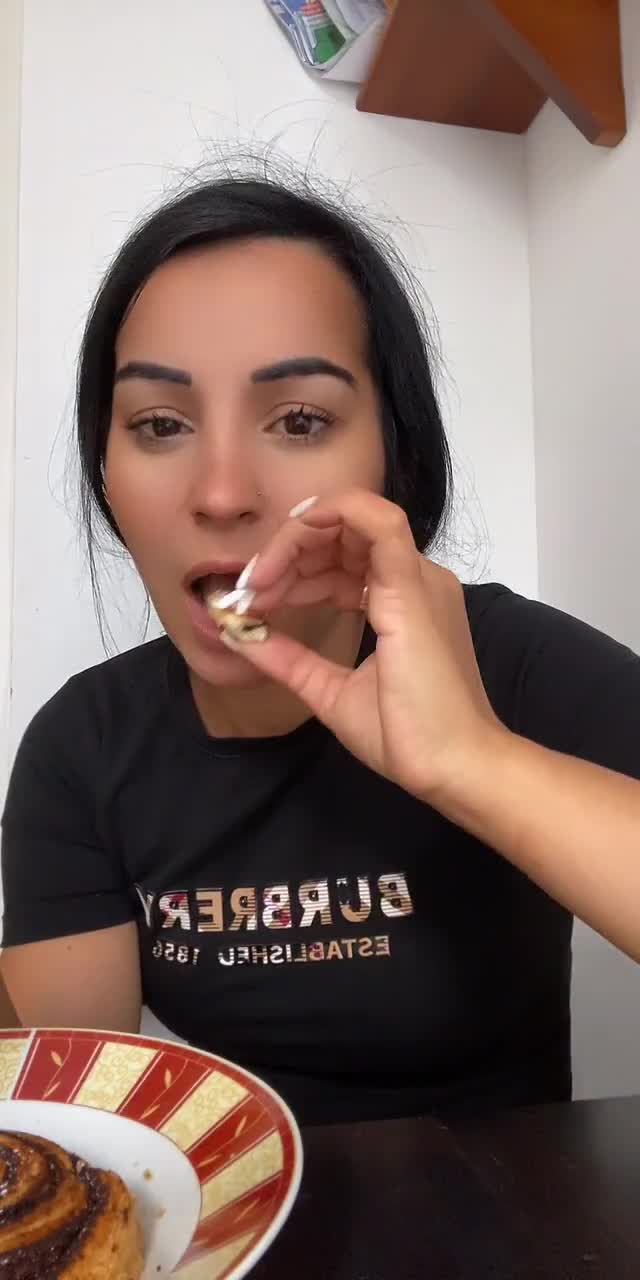 @angikaa21 TikTok live recording