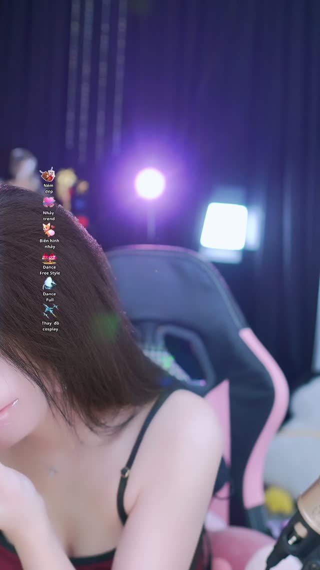 @meow.dancexinh TikTok live recording