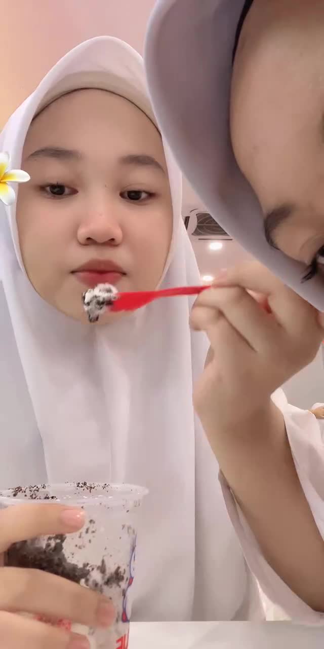 @222putry TikTok live recording
