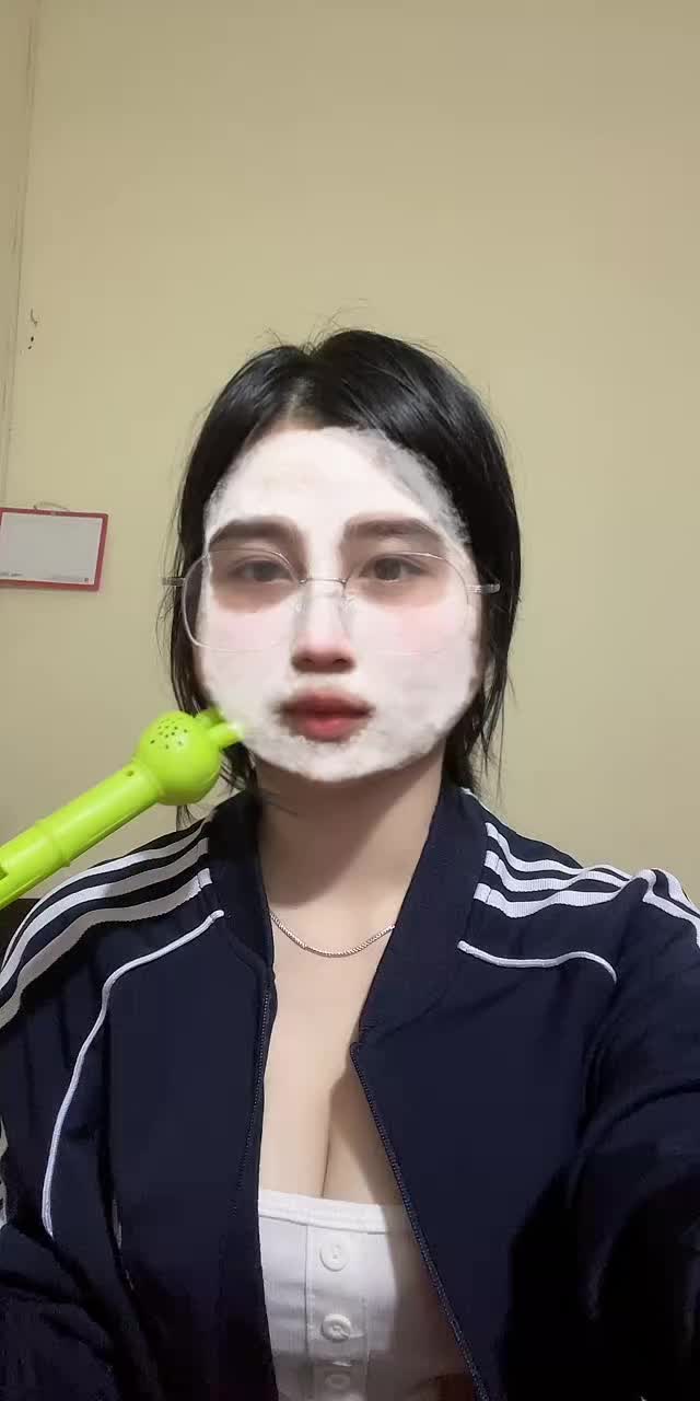 @anlynh14 TikTok live recording