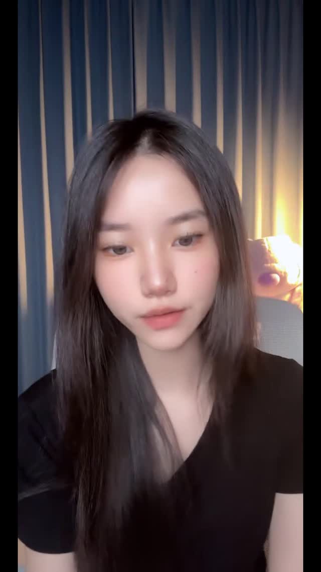 @raquelle.16 TikTok live recording