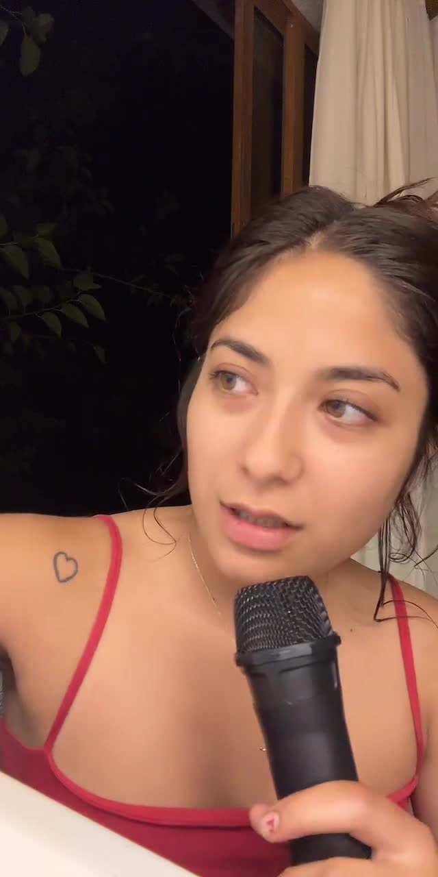 @alyena080 TikTok live recording