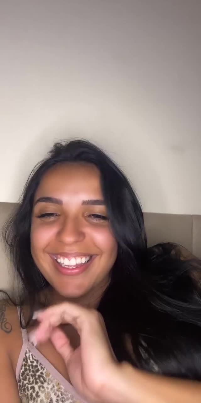 @tais_viegas TikTok live recording