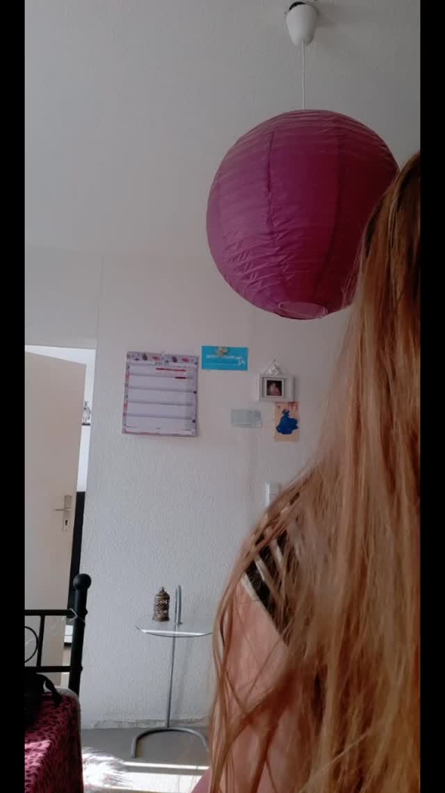 @00000_000072 TikTok live recording
