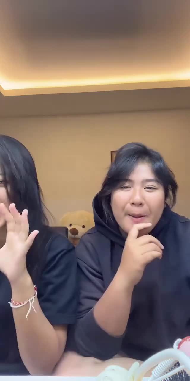 @iniiscrsmaa TikTok live recording