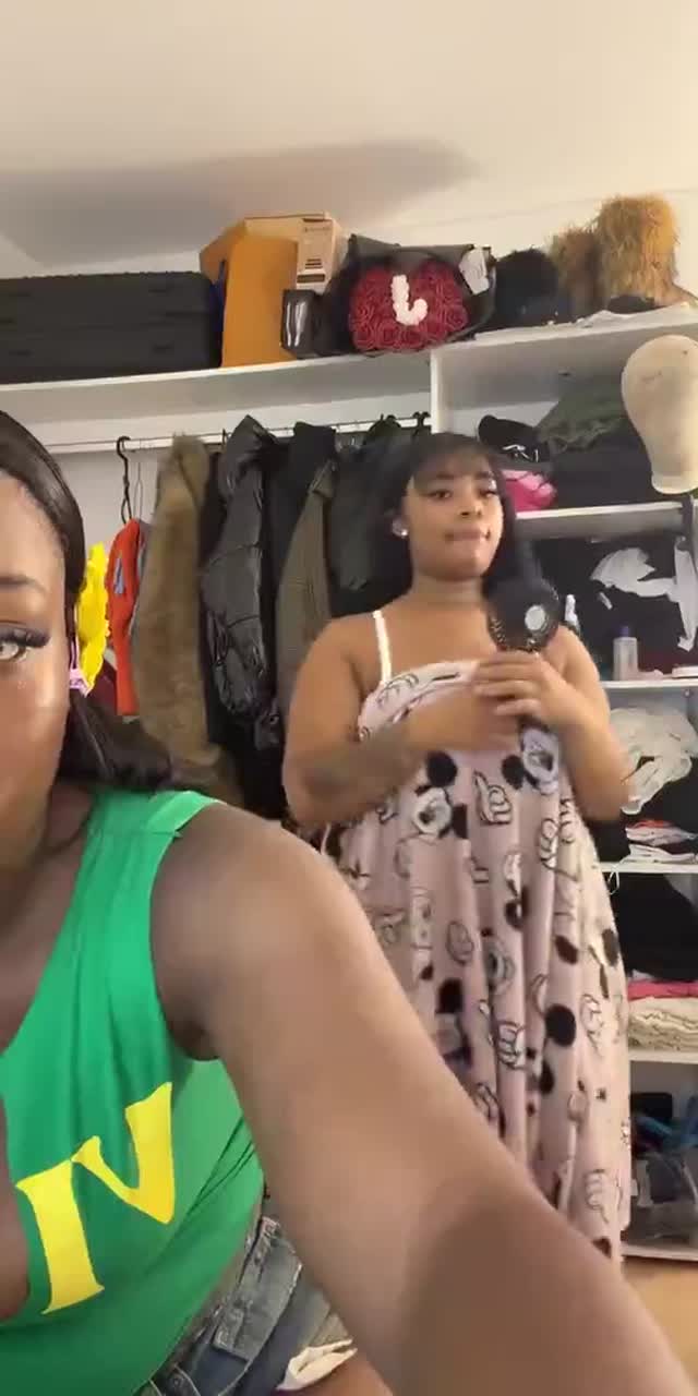 @delta2.000 TikTok live recording