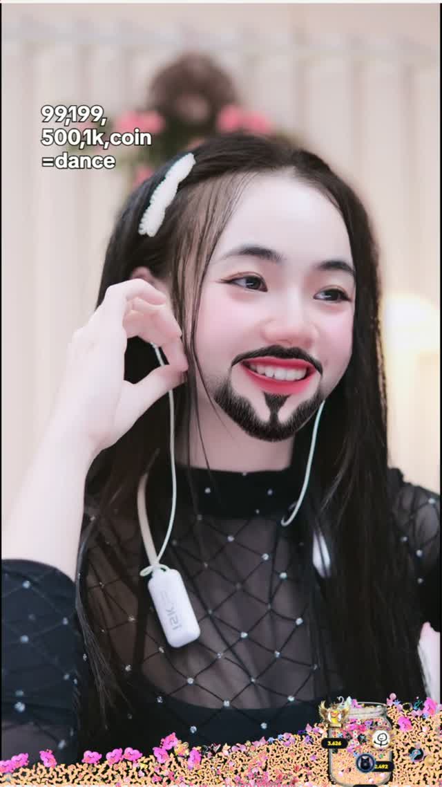 @28rabbit08 TikTok live recording