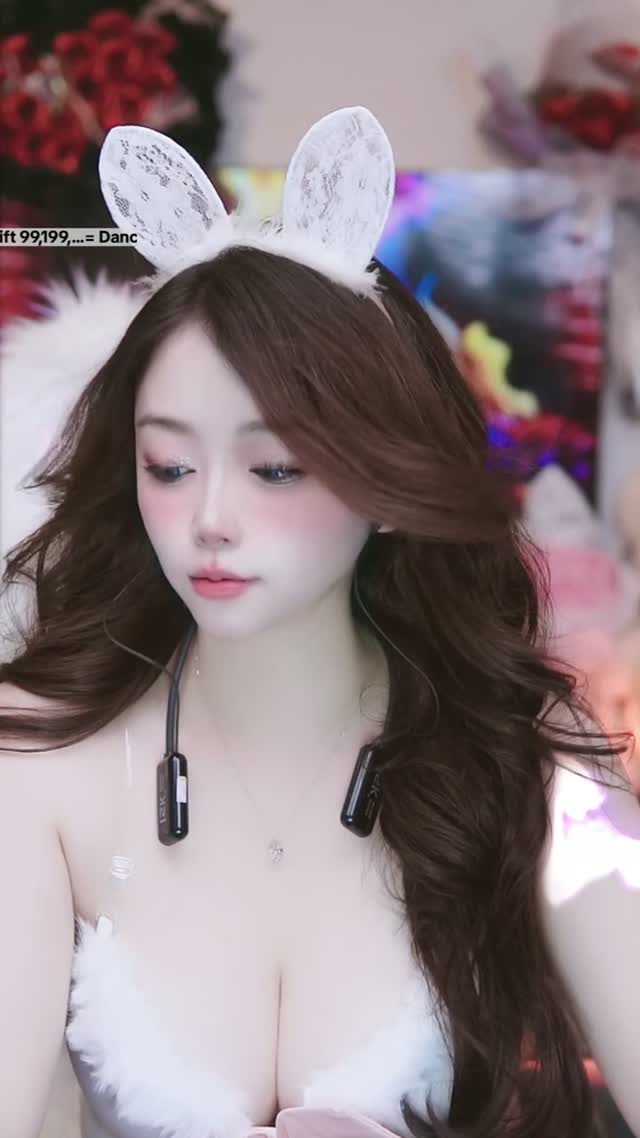 @meowneee789 TikTok live recording