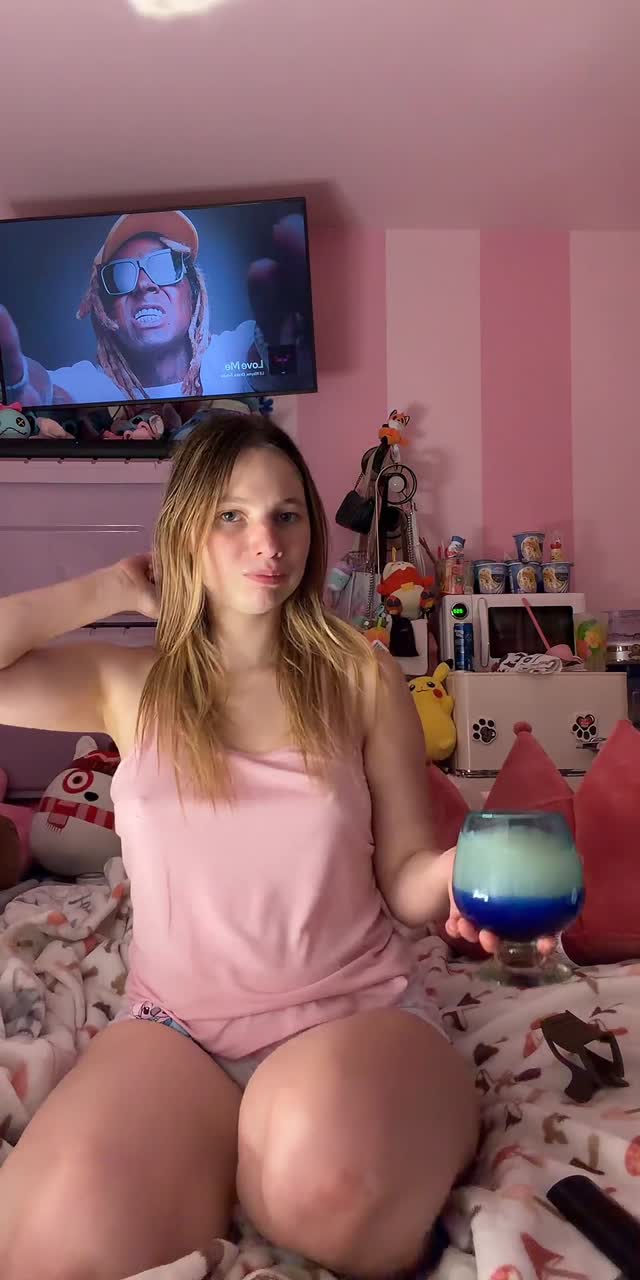 @badbitch42004 TikTok live recording