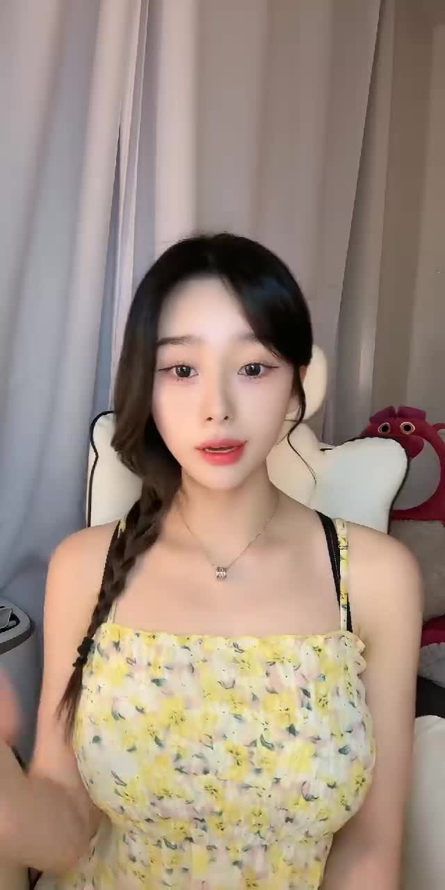 @0.1.2.4__ TikTok live recording