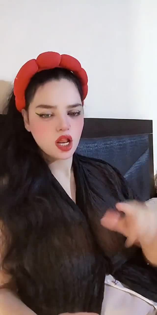 @user9s4asl1yyy TikTok live recording