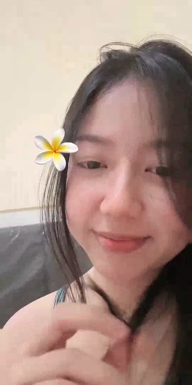 @nikkii_.19 TikTok live recording