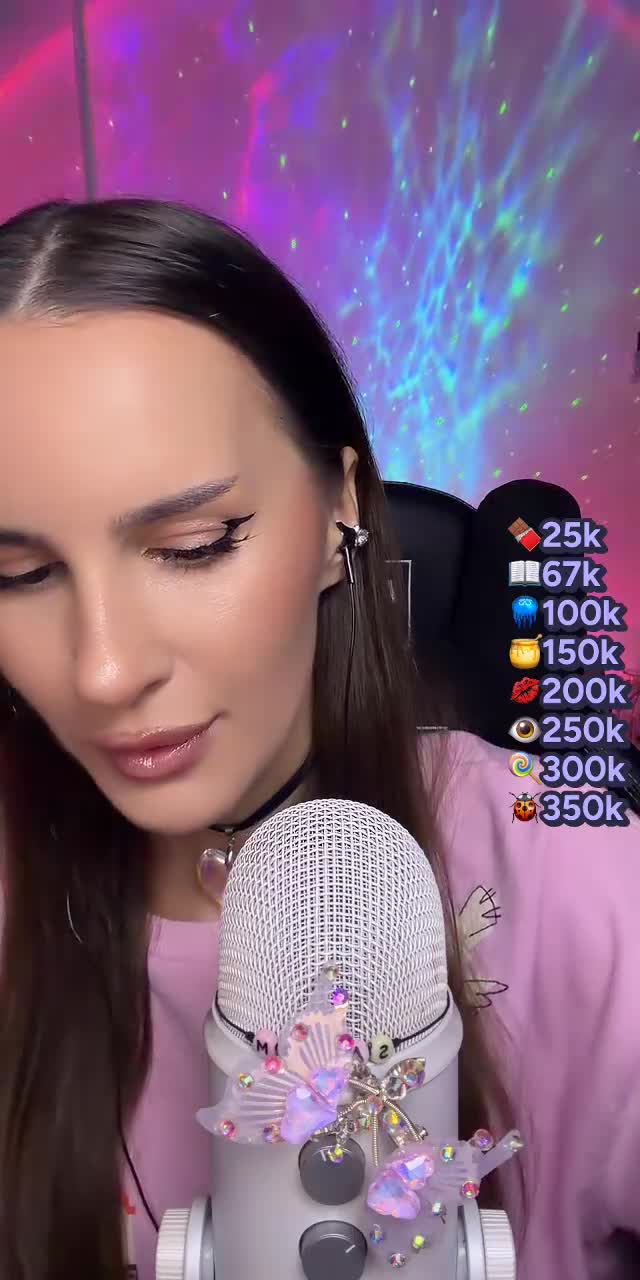 @luna.fur.love.asmr TikTok live recording